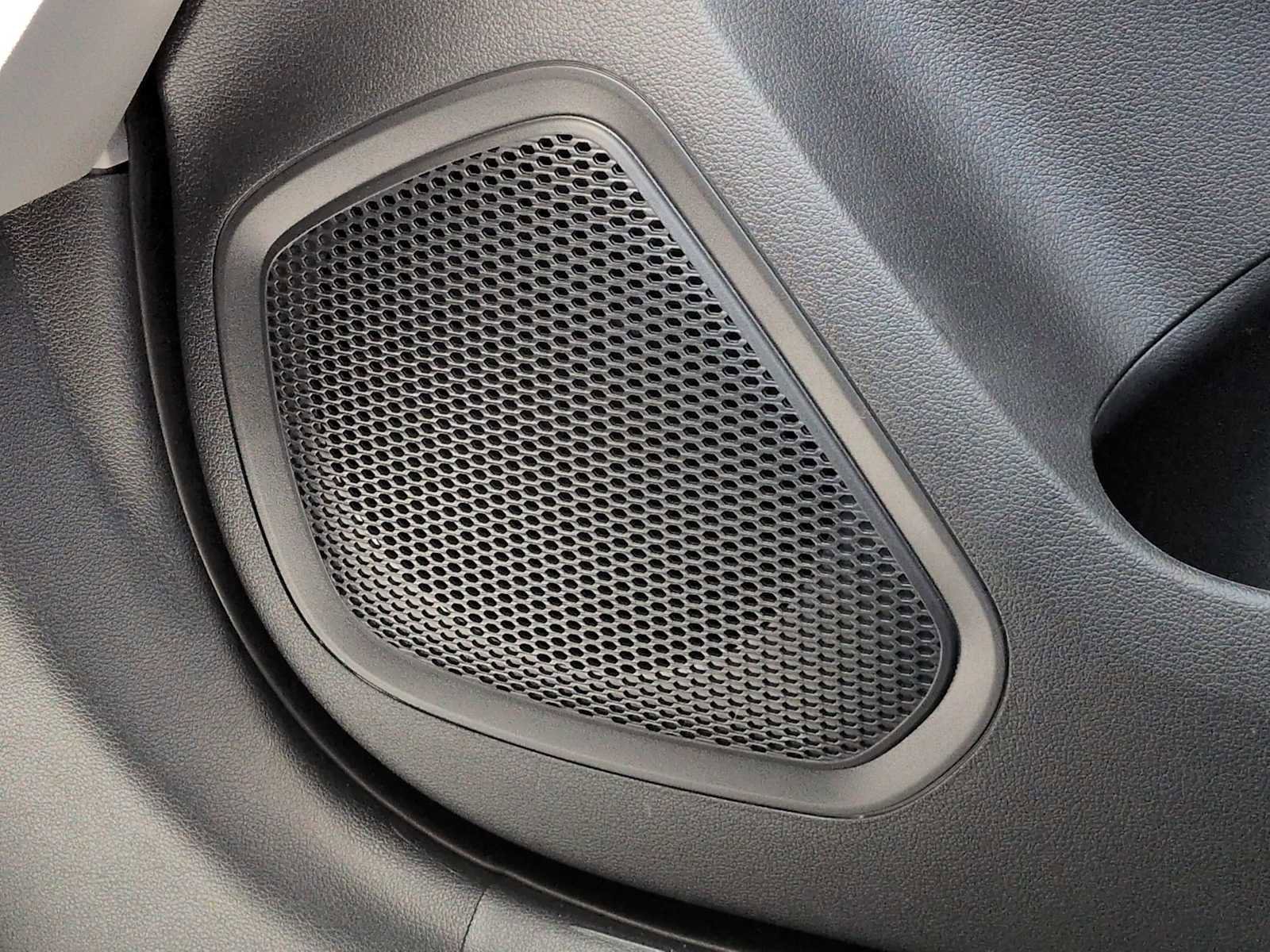 Certified 2026 Hyundai Venue SEL image 29