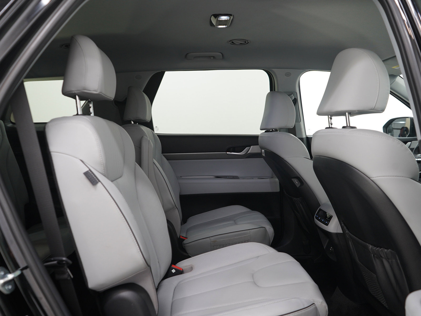 Used 2025 Hyundai Palisade SEL AWD/4WD image 15