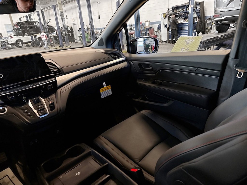 New 2026 Honda Odyssey Sport-L image 26