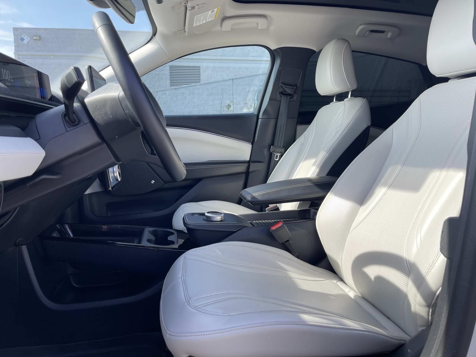Used 2024 Ford Mustang Mach-E Premium RWD image 18