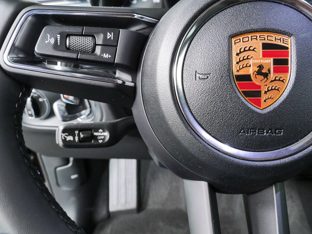 New 2026 Porsche Macan AWD/4WD image 10