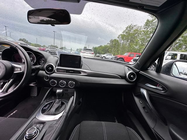 Used 2017 FIAT 124 Spider Classica RWD image 29