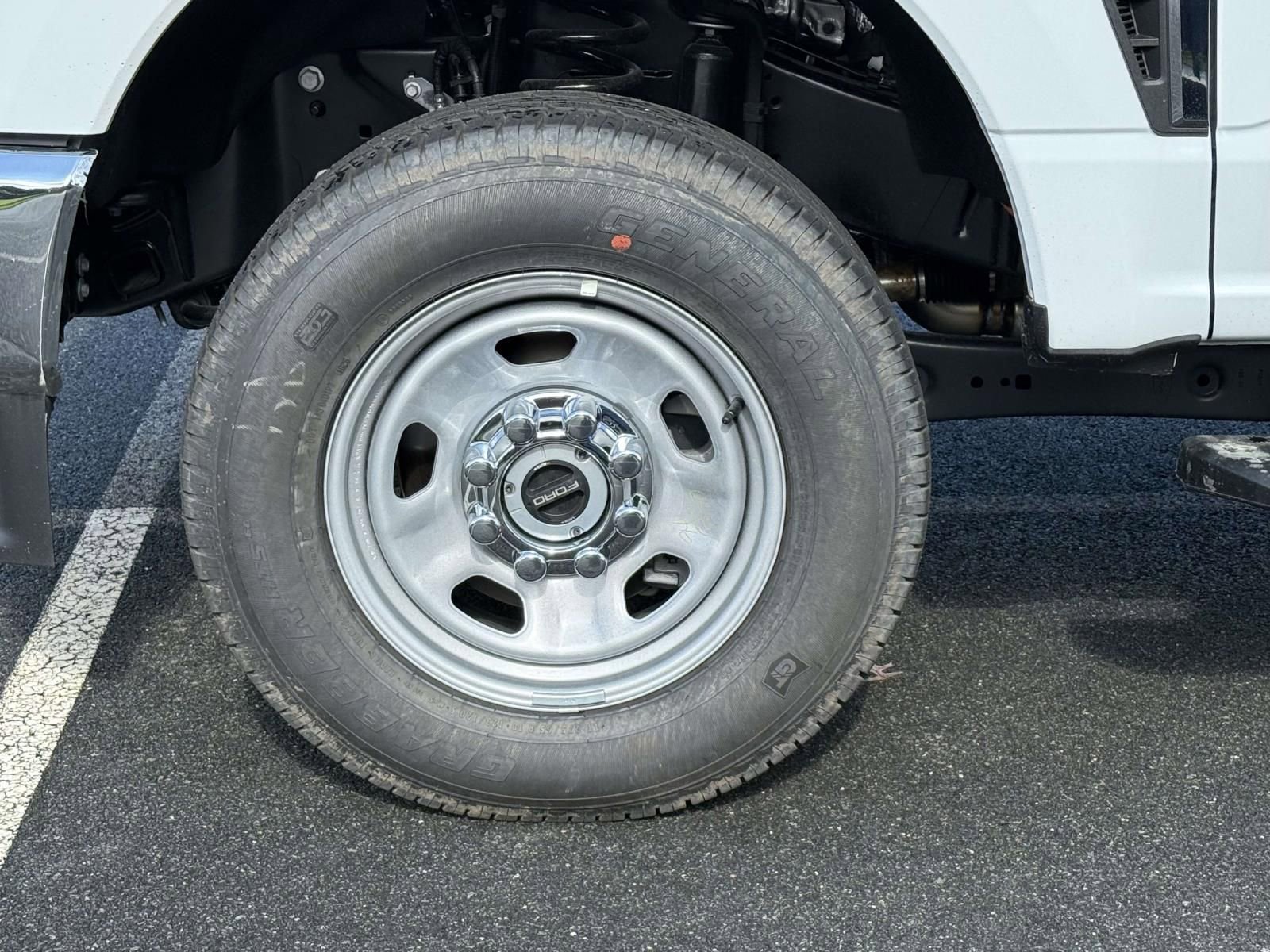 New 2025 Ford F350 XL w/ XL Chrome Package image 7