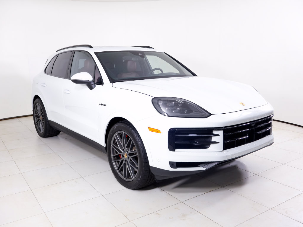 Certified 2026 Porsche Cayenne S AWD/4WD image 33