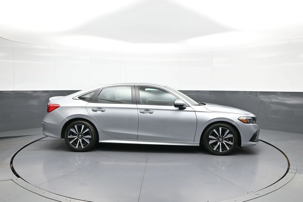 Used 2023 Honda Civic EX image 5
