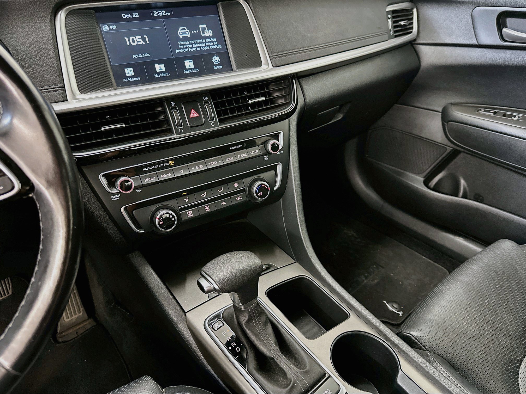 Used 2020 Kia Optima SE FWD image 25