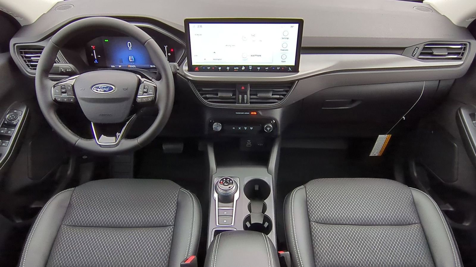 New 2026 Ford Escape SE w/ Class II Trailer Tow Package image 15