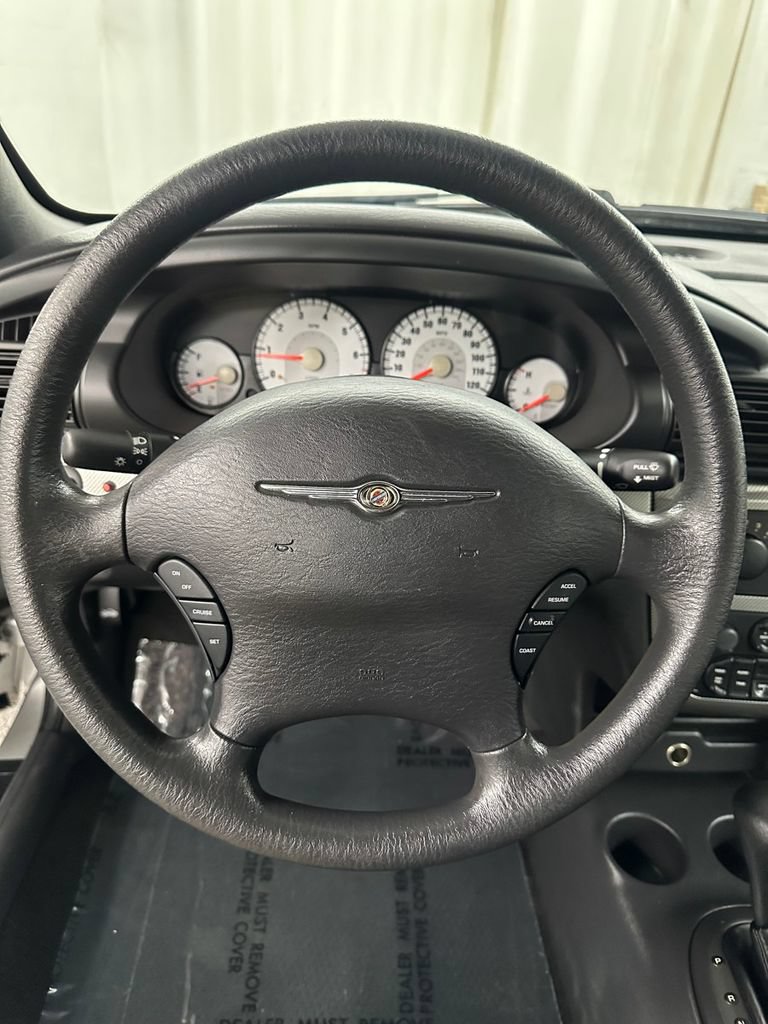 Used 2005 Chrysler Sebring GTC FWD image 16