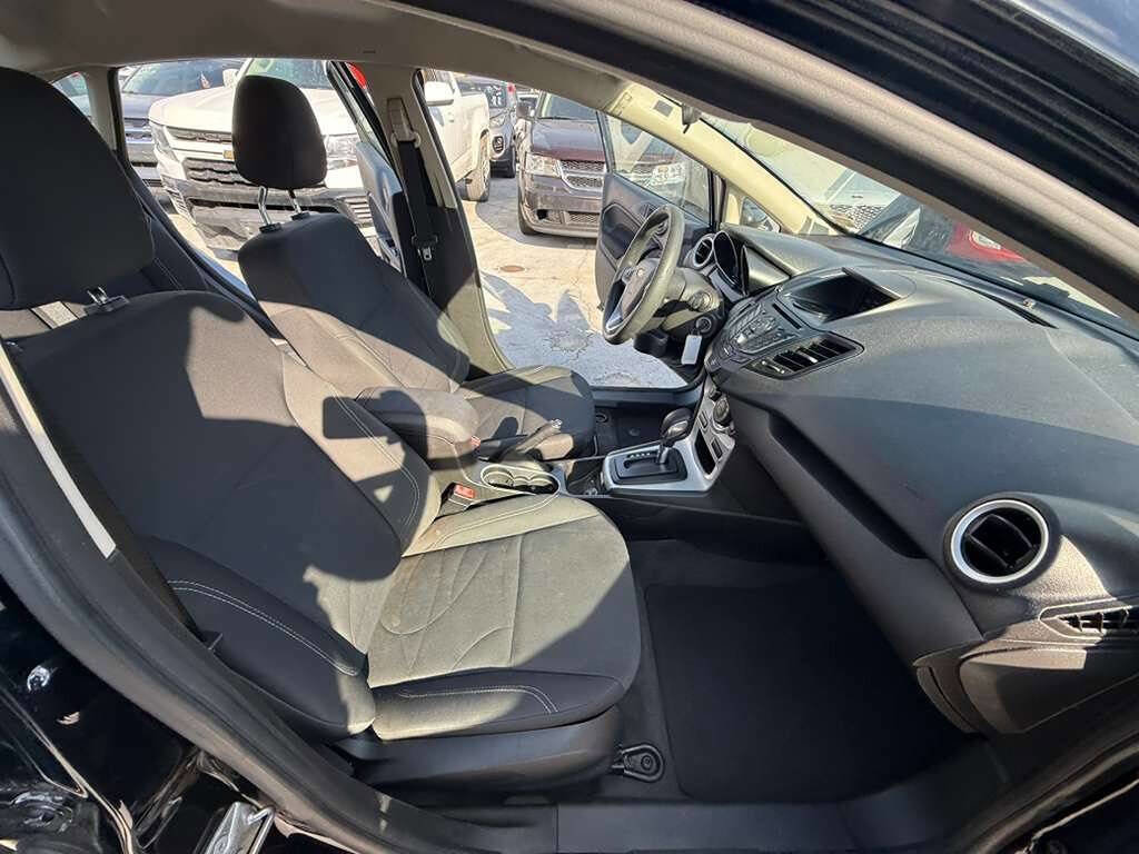 Used 2019 Ford Fiesta SE image 15