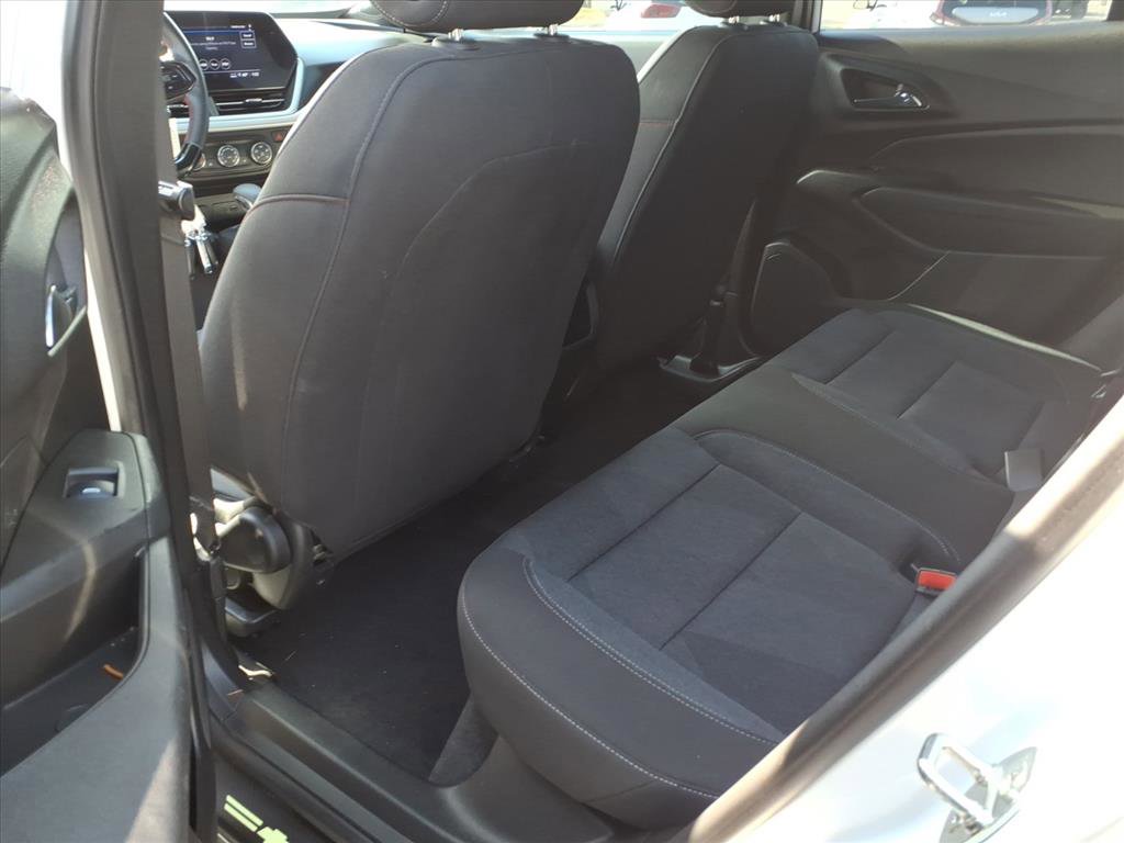 Used 2024 Chevrolet Trax RS w/ Driver Confidence Package image 31