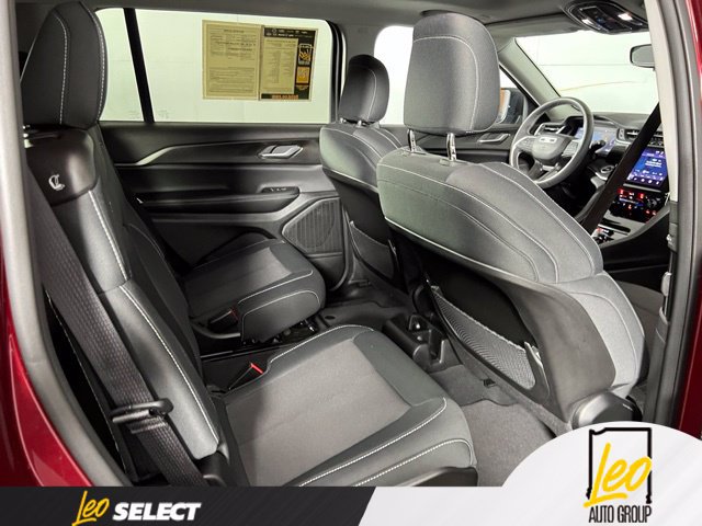 Used 2023 Jeep Grand Cherokee L Laredo w/ Luxury Tech Group I AWD/4WD image 21