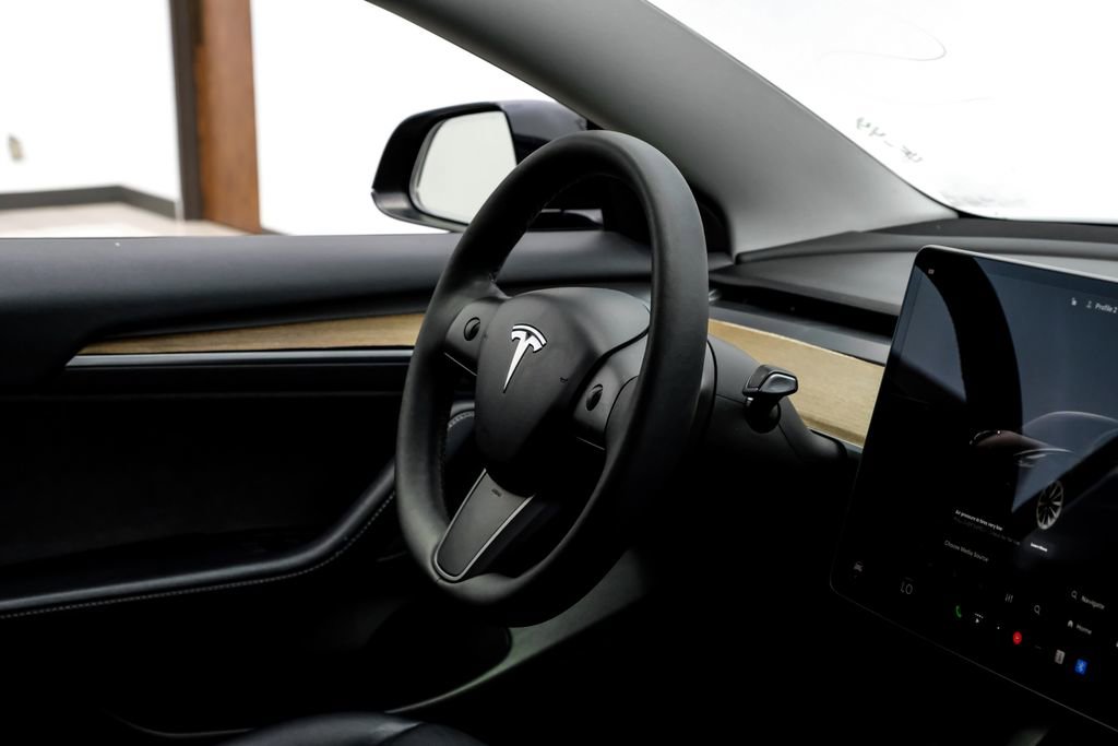 Used 2022 Tesla Model 3 Long Range image 15