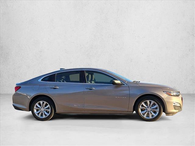 Used 2025 Chevrolet Malibu LT image 4