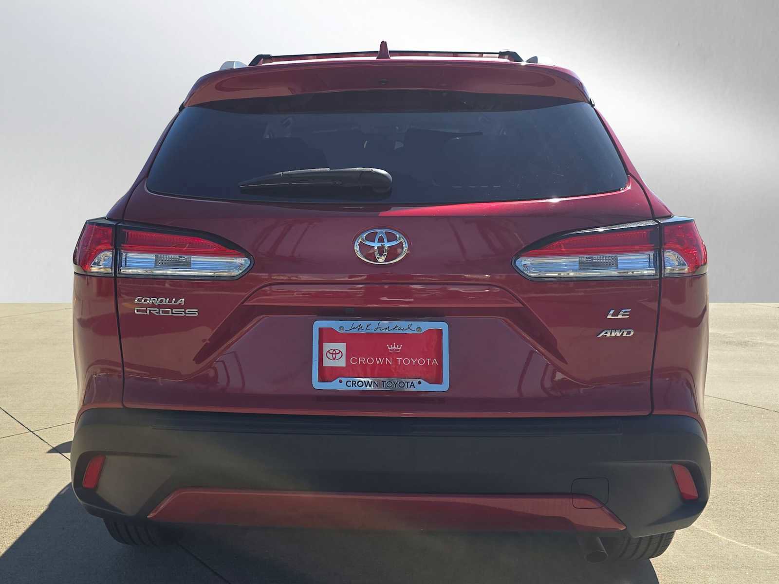 Used 2023 Toyota Corolla Cross LE image 4