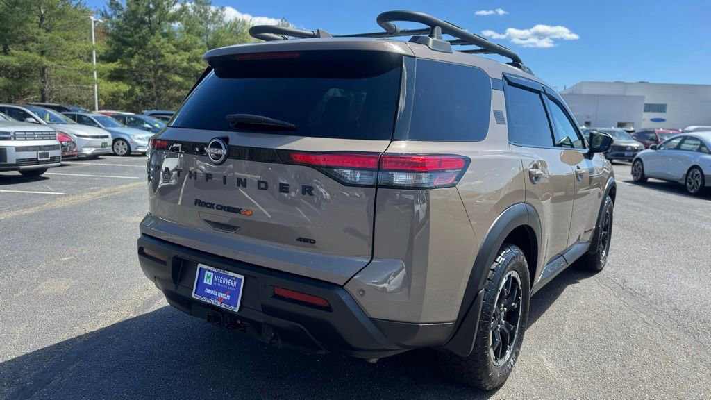 Used 2023 Nissan Pathfinder Rock Creek AWD/4WD image 6
