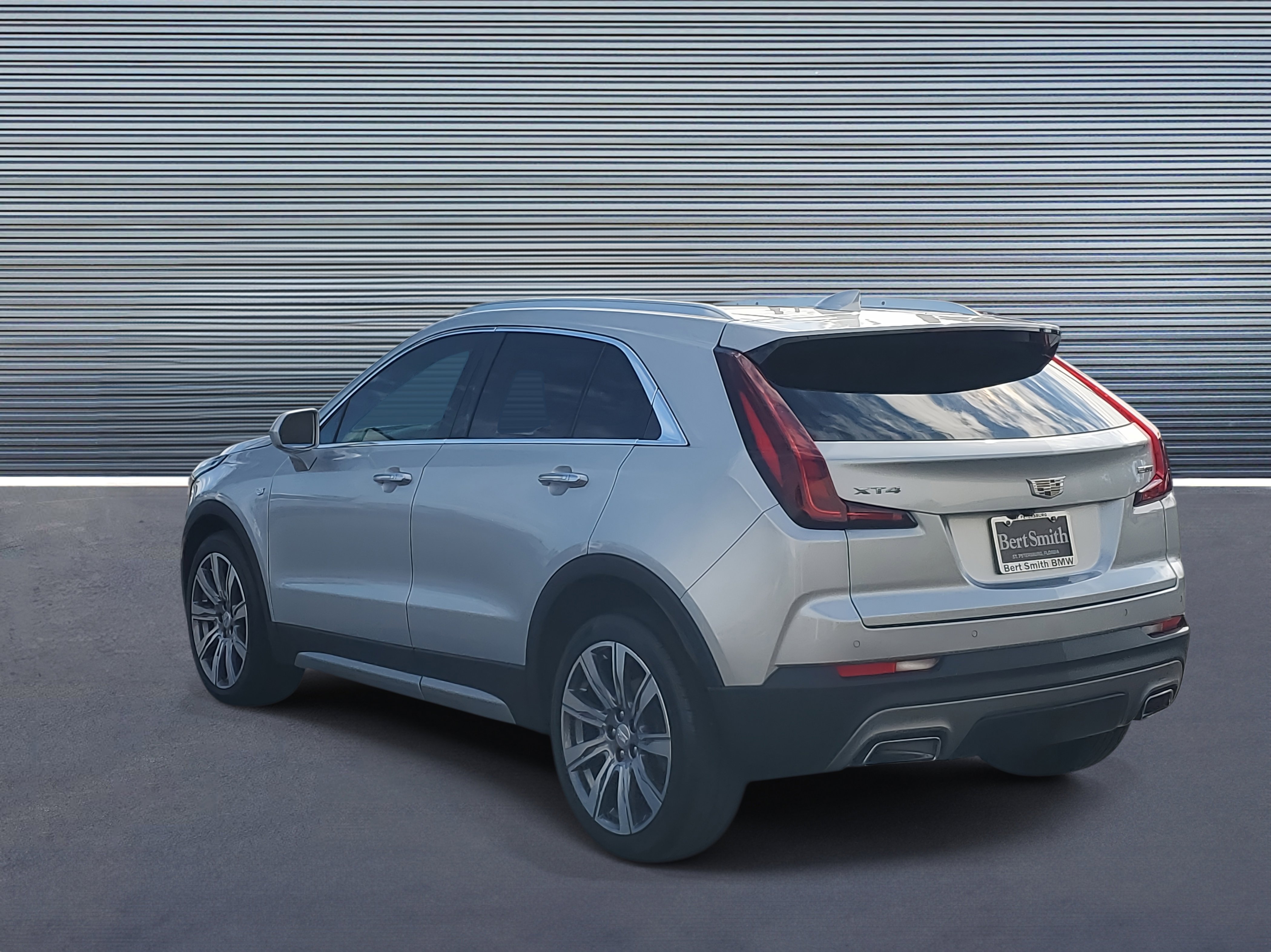 Used 2019 Cadillac XT4 Premium Luxury w/ Driver Awareness Package image 4