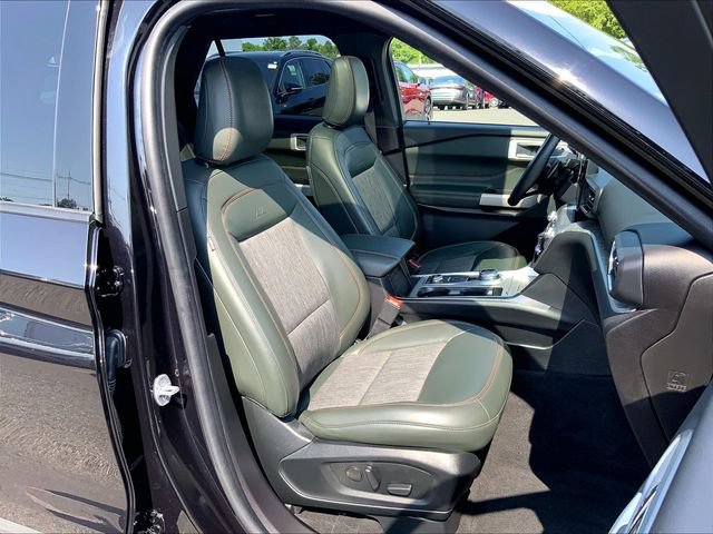 Used 2022 Ford Explorer Timberline w/ Timberline Technology Package AWD/4WD image 17