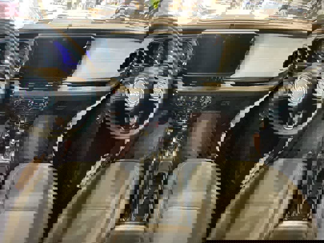 Used 2024 Jeep Wrangler Sport image 23