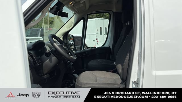 Used 2025 RAM ProMaster 2500 w/ U-Haul Equipment Group FWD image 9