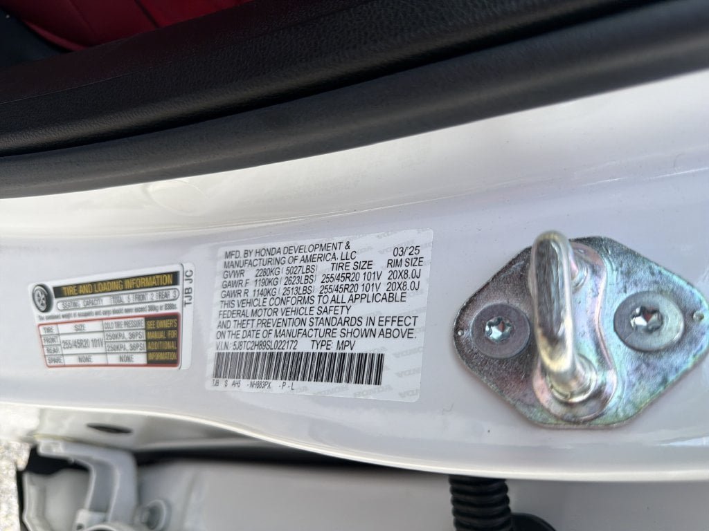 Used 2025 Acura RDX w/ Advance Package AWD/4WD image 37
