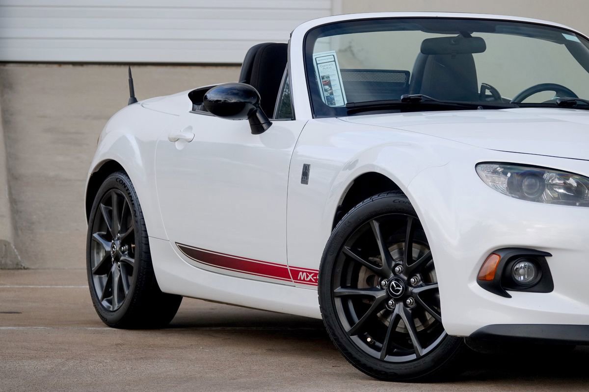 Used 2013 MAZDA MX-5 Miata Club image 14