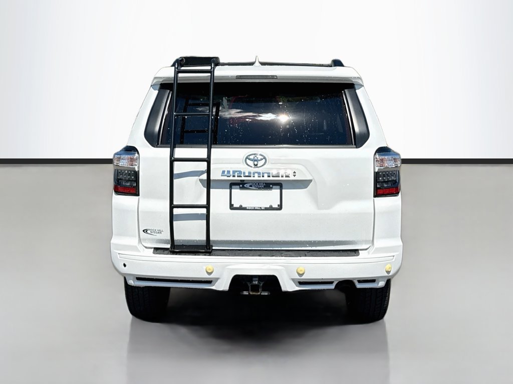 Used 2022 Toyota 4Runner TRD Sport w/ Technology Package AWD/4WD image 6
