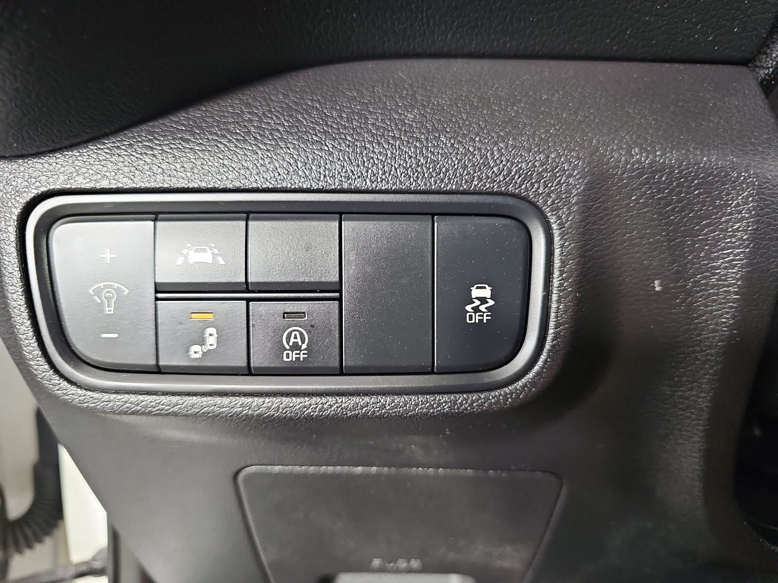 Used 2020 Kia Soul S FWD image 23