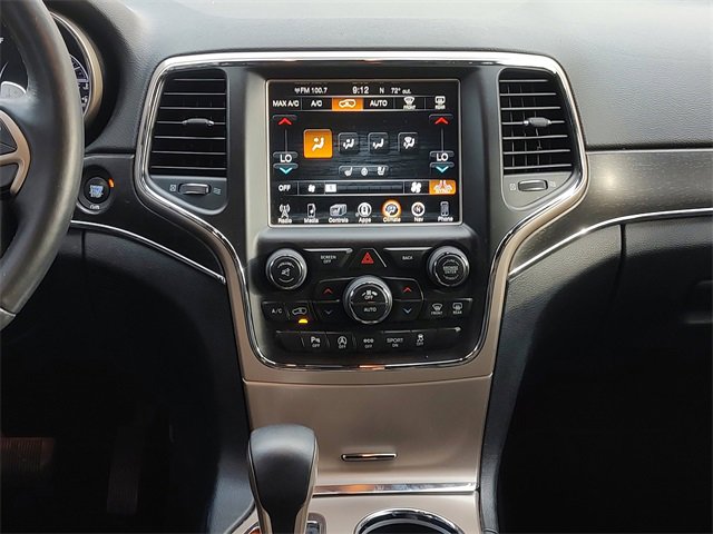 Used 2017 Jeep Grand Cherokee Limited w/ Luxury Group II image 16