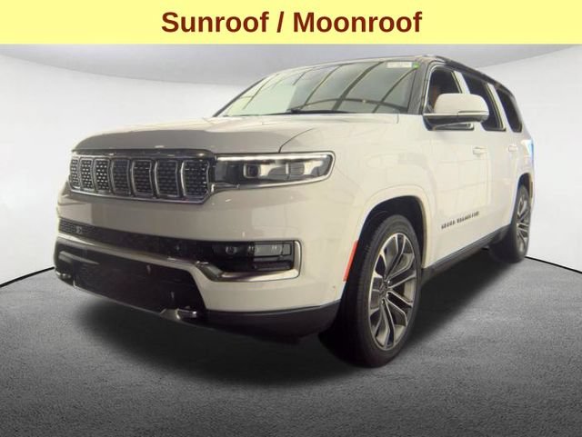 Used 2022 Jeep Grand Wagoneer Series III w/ Rear Seat Video Group 1 AWD/4WD image 5