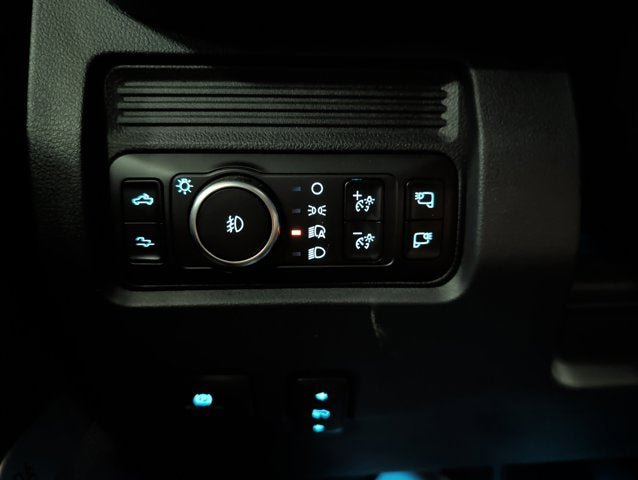 Used 2025 Ford F250 Platinum AWD/4WD image 14