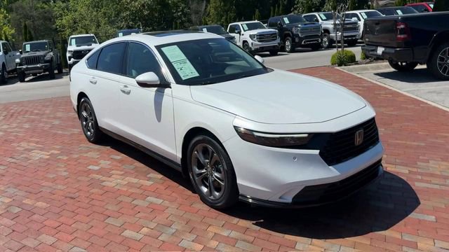 Used 2023 Honda Accord EX-L image 5