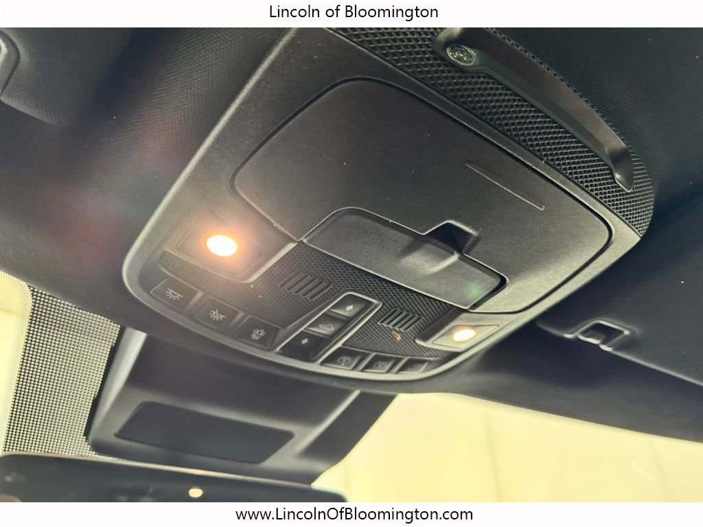 Used 2021 Lincoln Navigator L Reserve w/ Luxury Package image 45