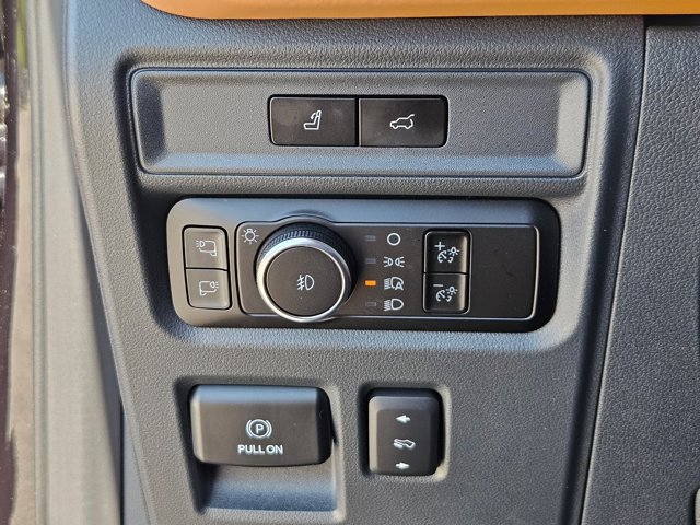 Certified 2023 Ford Expedition Platinum image 18