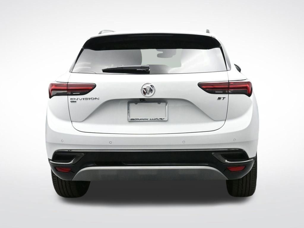 Used 2023 Buick Envision Essence w/ Sport Touring Package image 4
