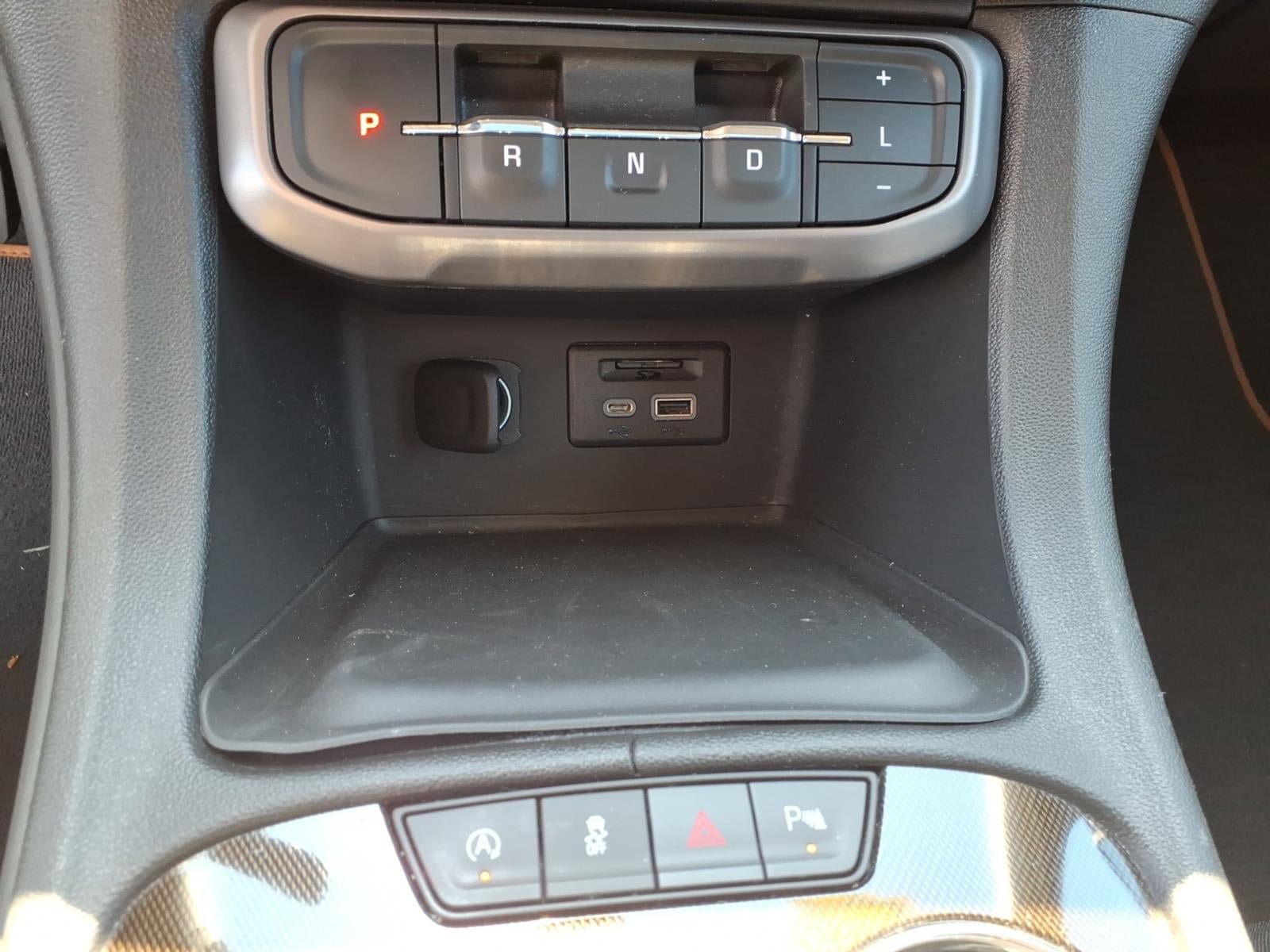 Certified 2023 GMC Acadia AT4 w/ Technology Package AWD/4WD image 29