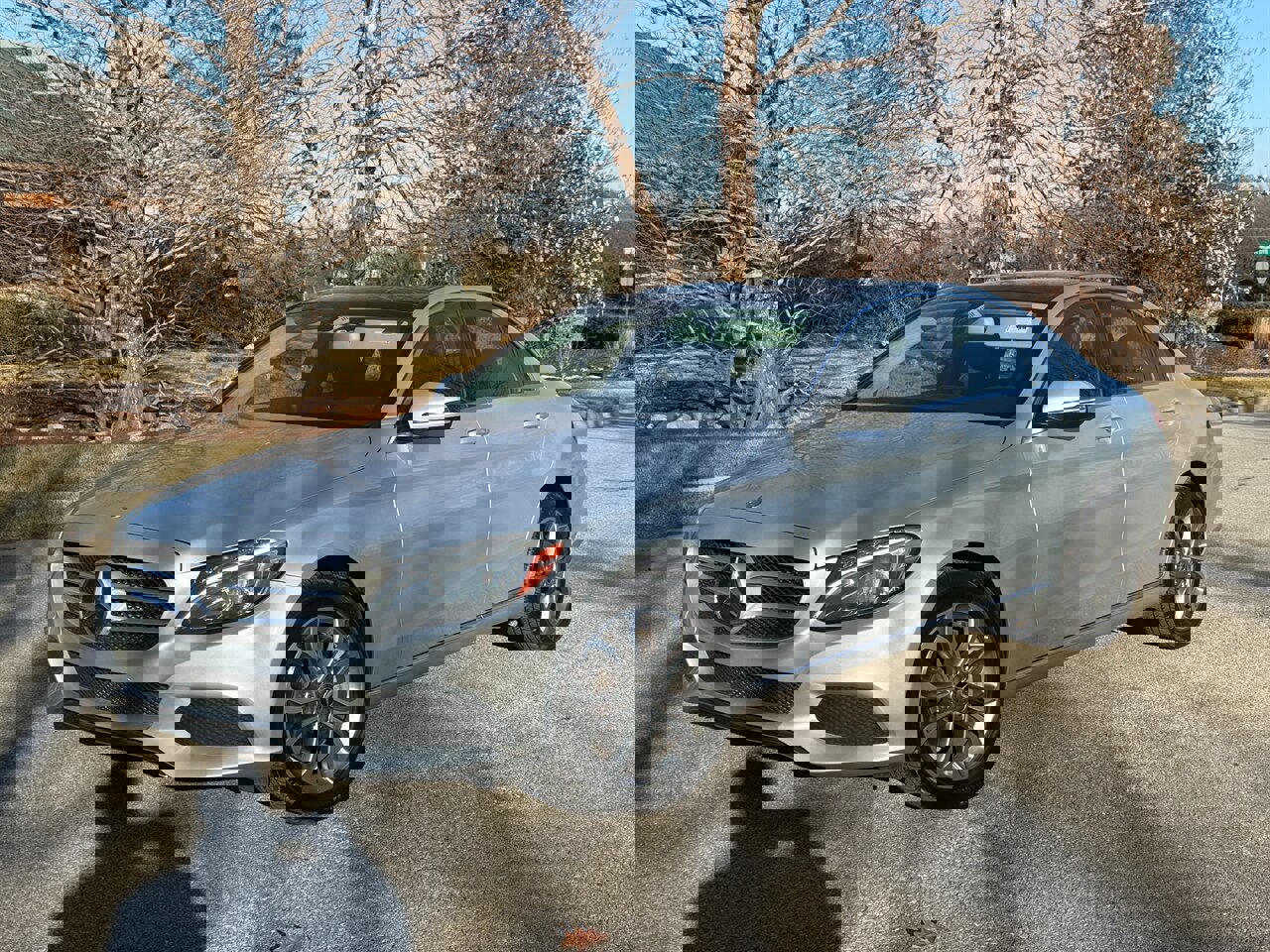 Used 2017 Mercedes-Benz C 300 4MATIC Sedan image 1