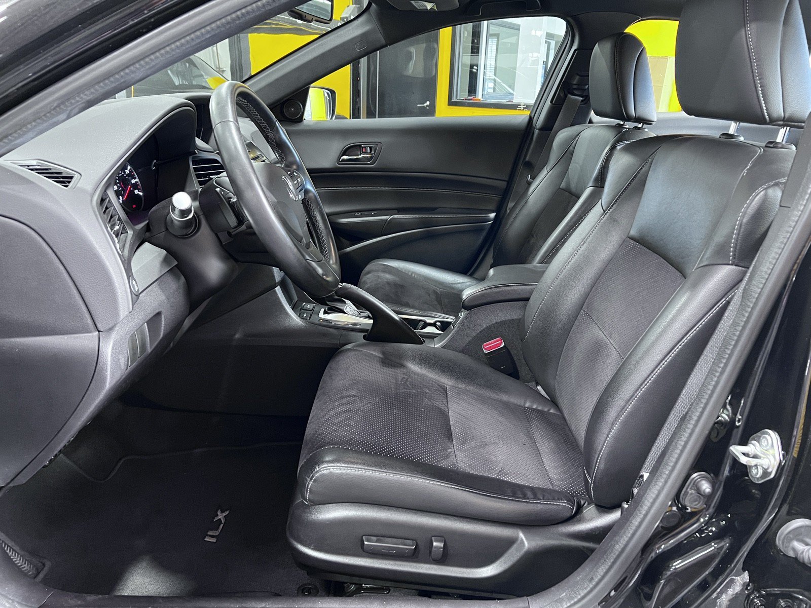 Used 2016 Acura ILX FWD image 15
