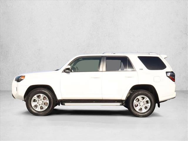 Used 2018 Toyota 4Runner SR5 w/ Preferred Accessory Package AWD/4WD image 2