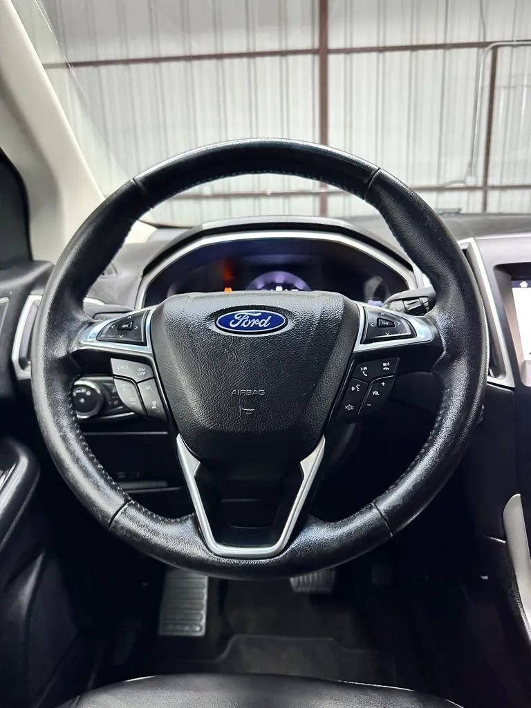 Used 2019 Ford Edge SEL w/ Equipment Group 201A image 21