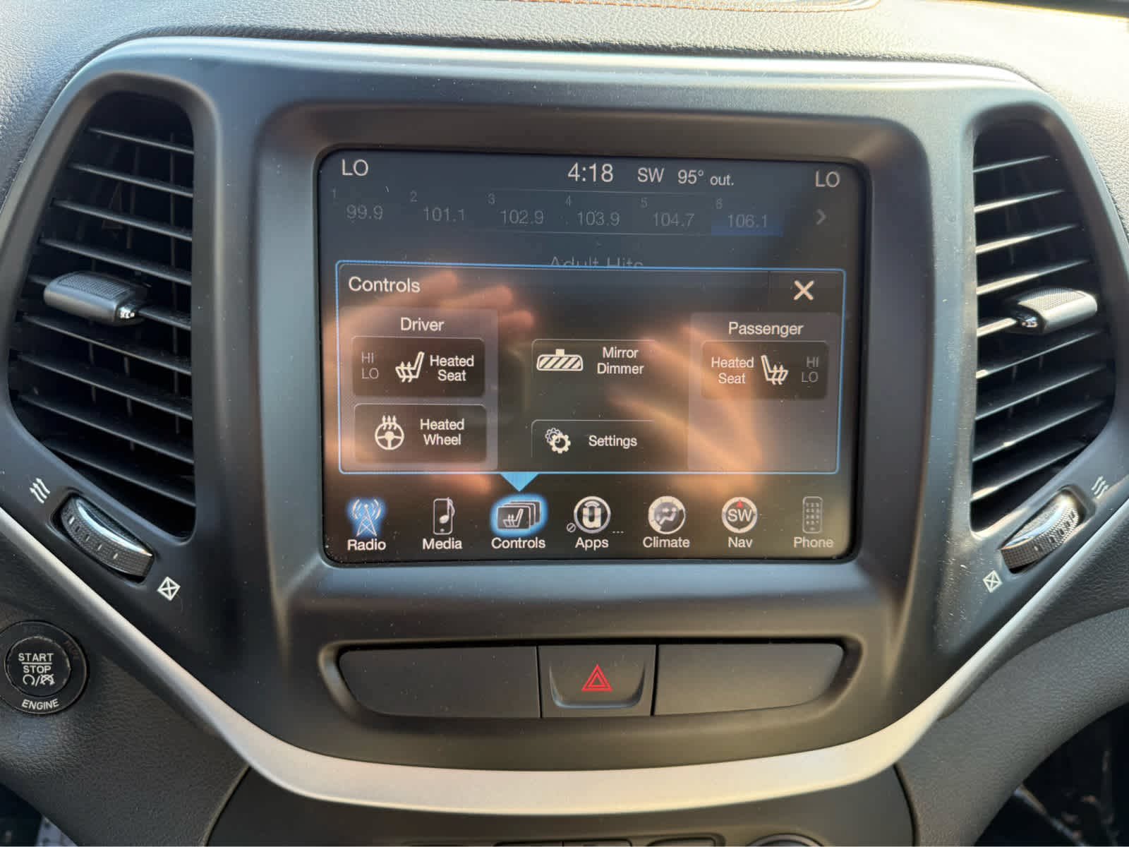 Used 2016 Jeep Cherokee Limited AWD/4WD image 19