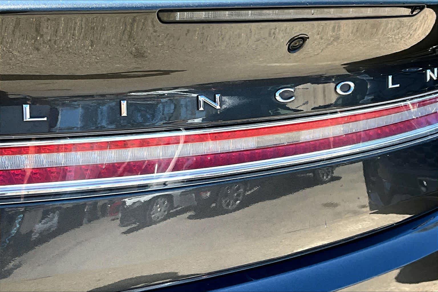Used 2017 Lincoln MKZ Reserve image 31