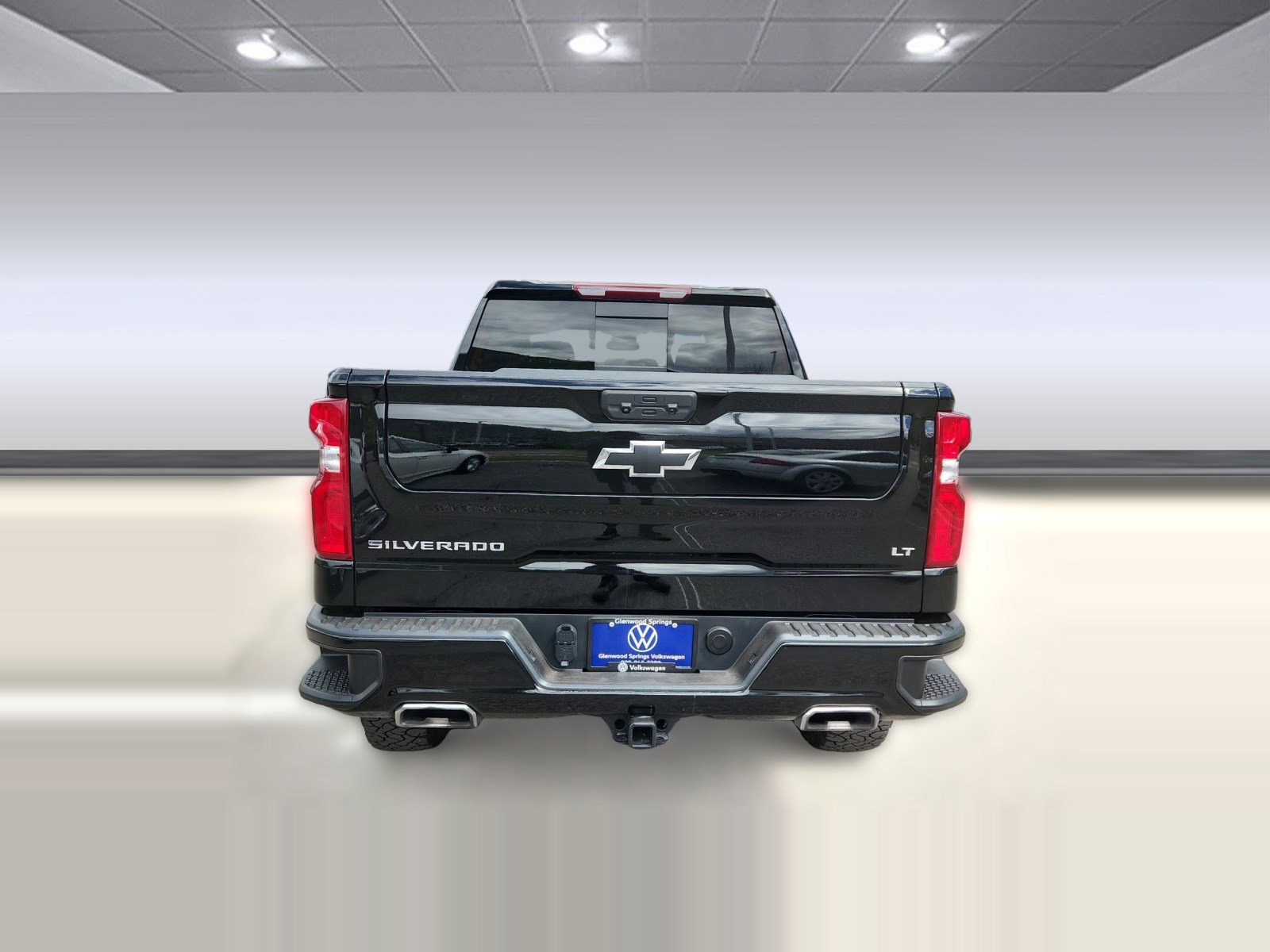 Used 2025 Chevrolet Silverado 1500 LT Trail Boss w/ Convenience Package II AWD/4WD image 10