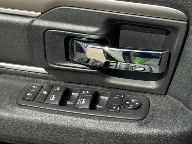Used 2024 RAM 1500 Warlock AWD/4WD image 23