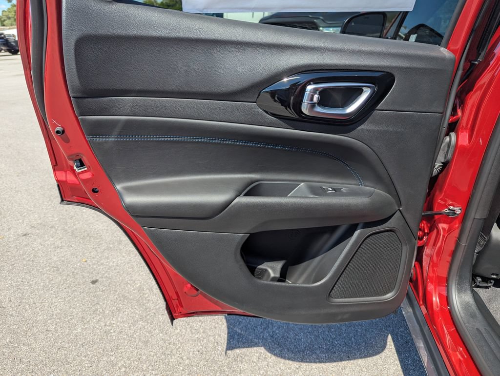 New 2026 Jeep Compass Latitude AWD/4WD image 28