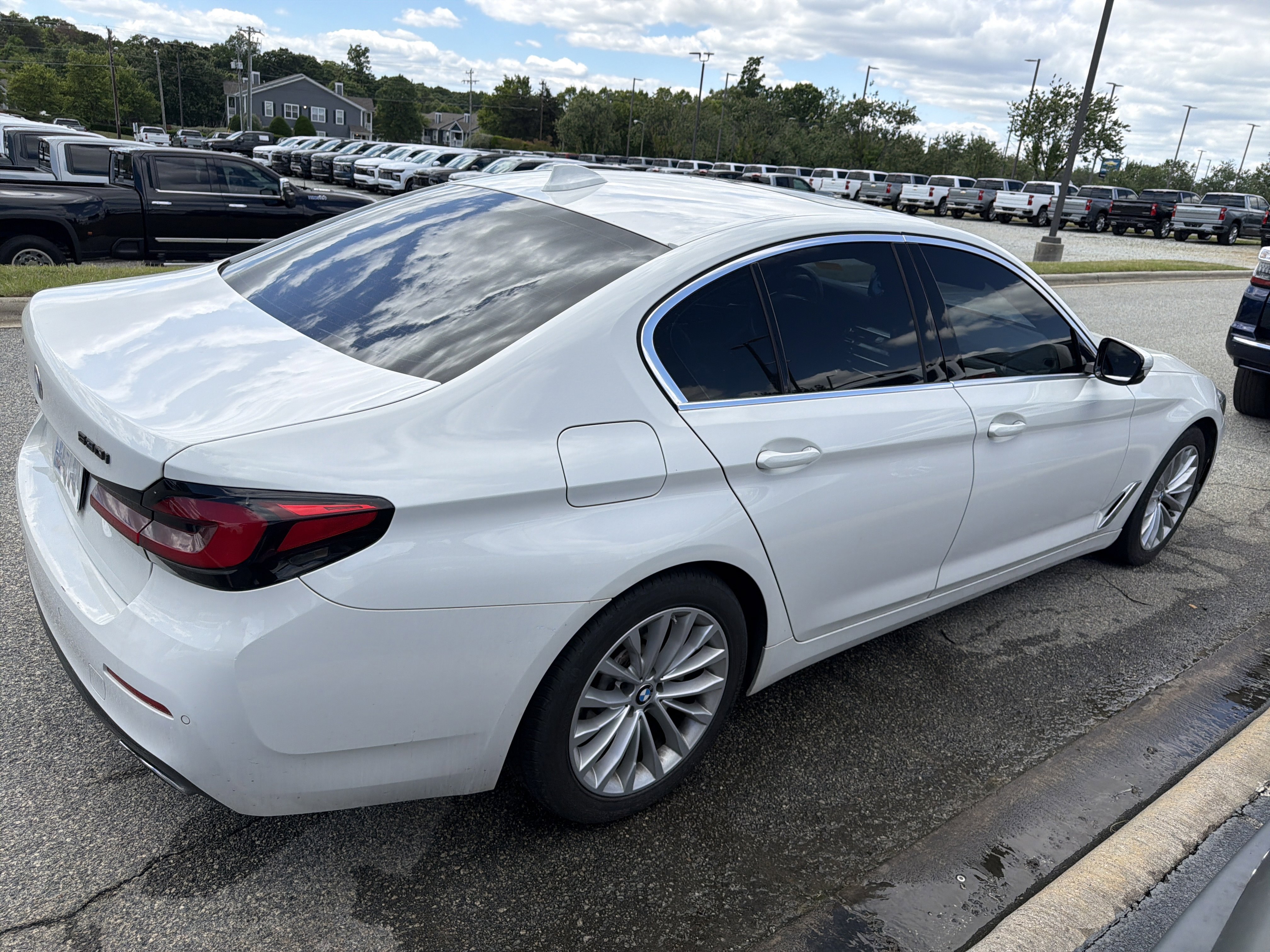 Used 2021 BMW 530i w/ Convenience Package RWD image 10