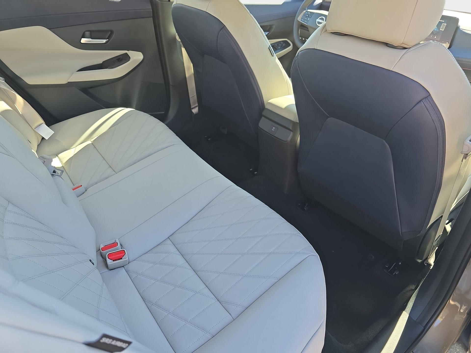 New 2026 Nissan Sentra SL w/ Floor Mat Package FWD image 11