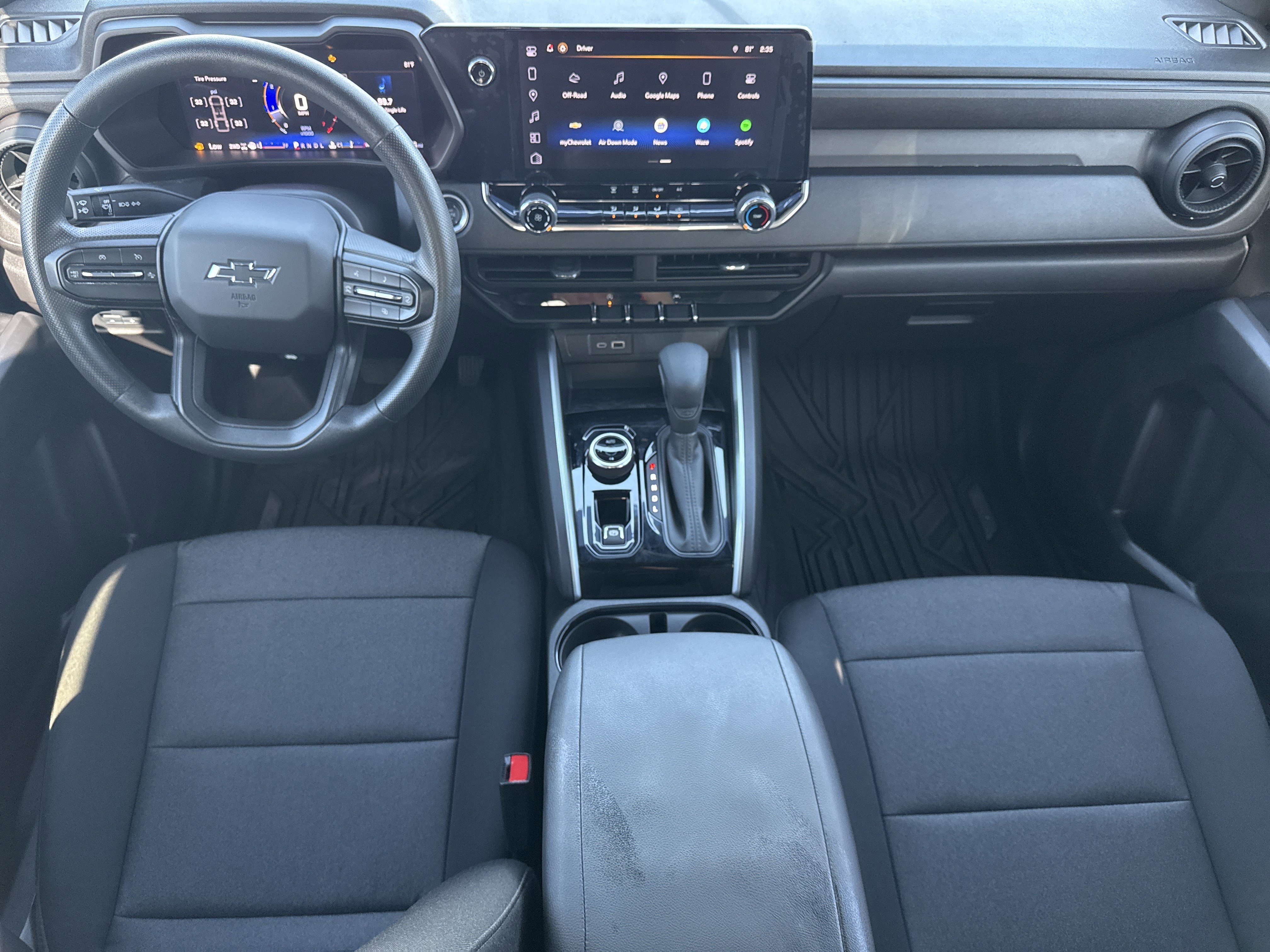 Used 2024 Chevrolet Colorado Trail Boss w/ Technology Package image 28