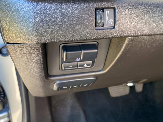 Used 2024 GMC Canyon AT4X w/ AT4X AEV Edition AWD/4WD image 16