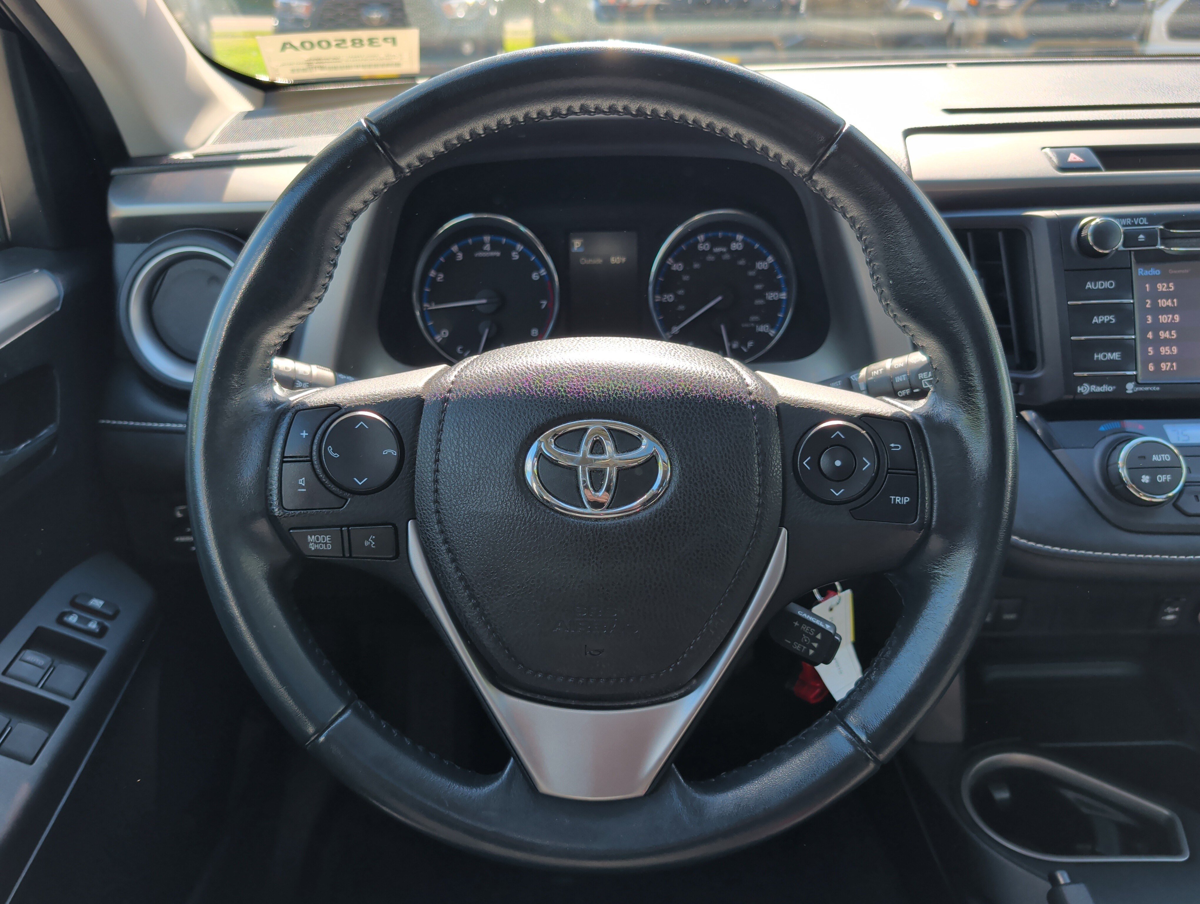 Used 2016 Toyota RAV4 XLE AWD/4WD image 21