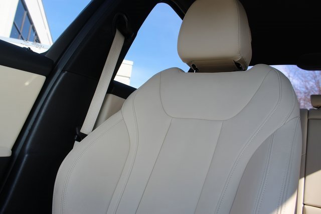 Used 2021 BMW 330i Sedan w/ Convenience Package image 25